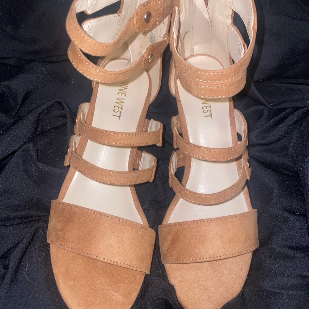 Nine West wedges NWOT